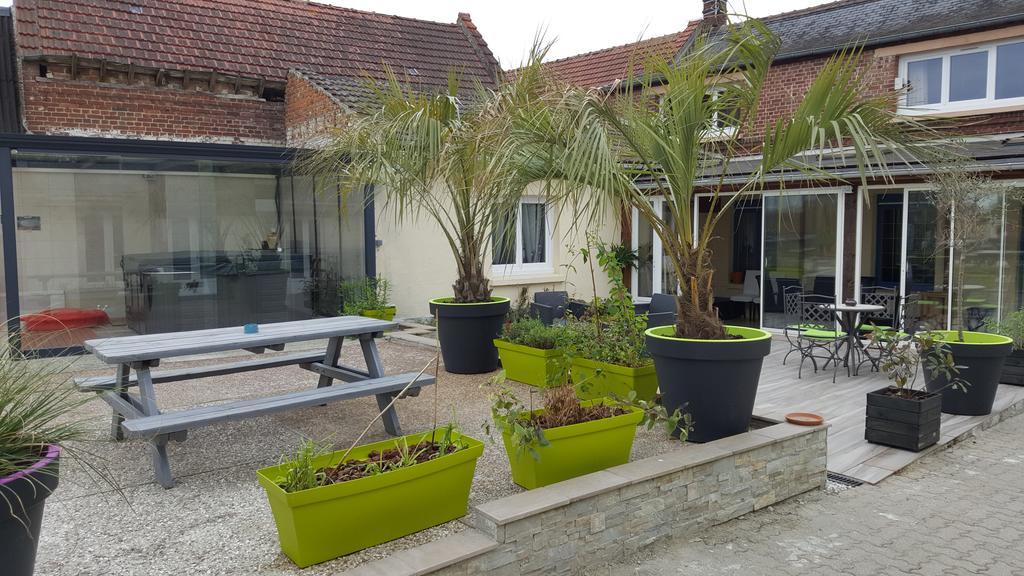 Chambre individuelle avec cuisine commune Tilloloy Extérieur photo